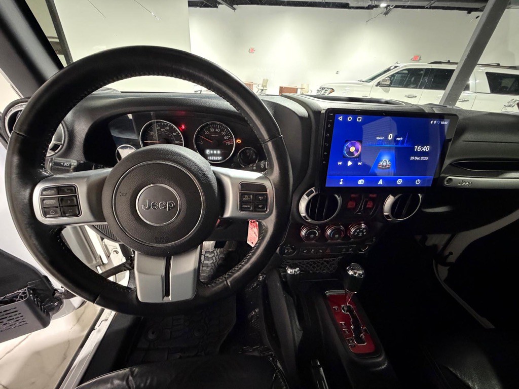 2017 Jeep Wrangler Unlimited Image 15