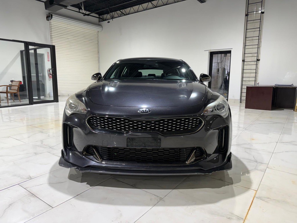 2020 Kia Stinger Image 2