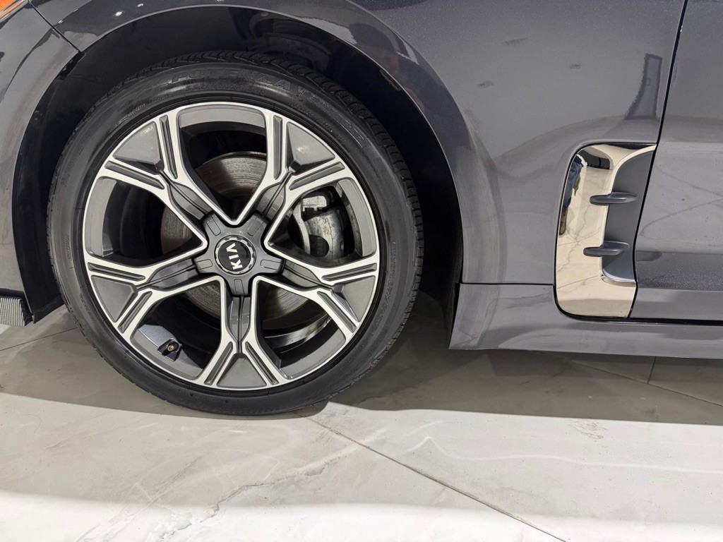 2020 Kia Stinger Image 20