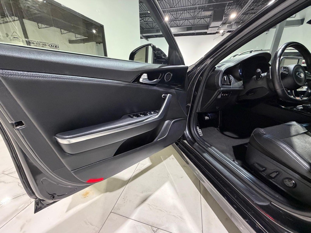 2020 Kia Stinger Image 21