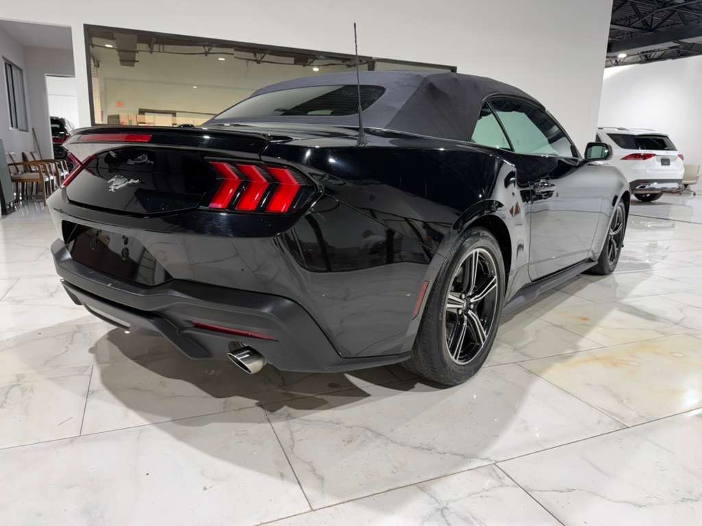 2024 Ford Mustang Image 6