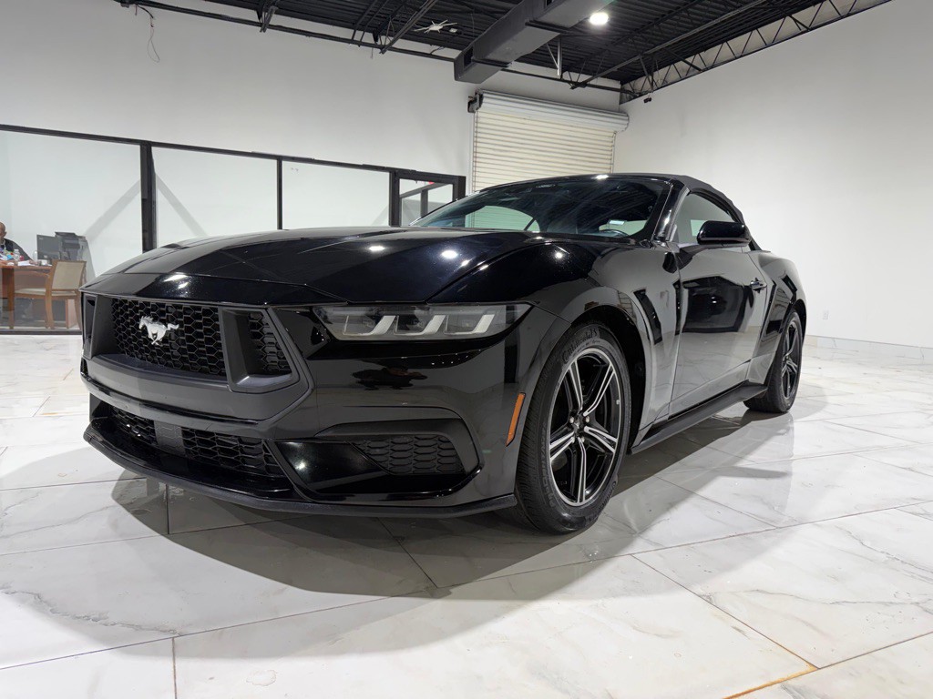 2024 Ford Mustang Image 11