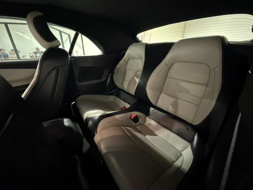 2024 Ford Mustang Image 19