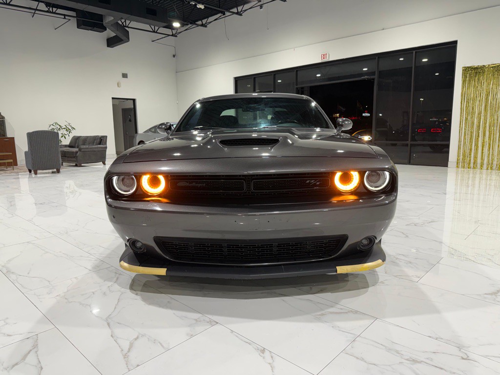 2022 Dodge Challenger Image 24