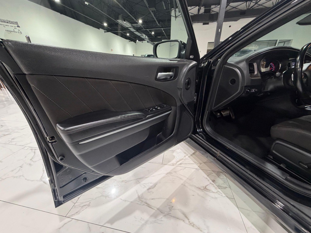 2021 Dodge Charger Image 15