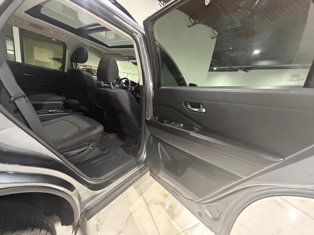 2022 Nissan Pathfinder Image 18