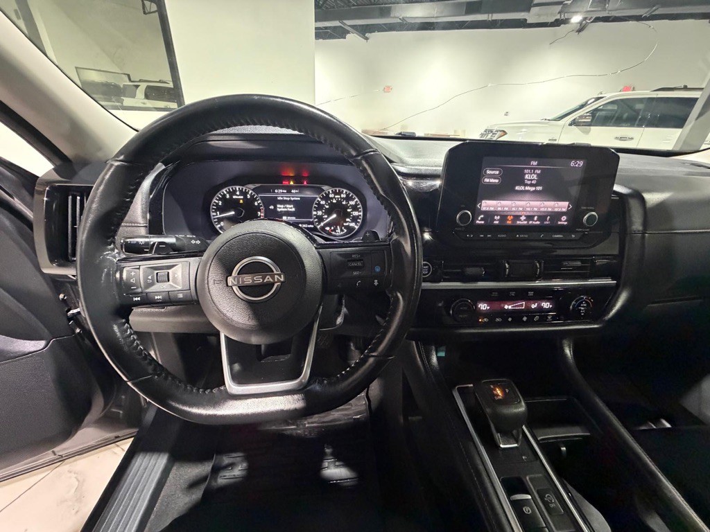 2022 Nissan Pathfinder Image 19