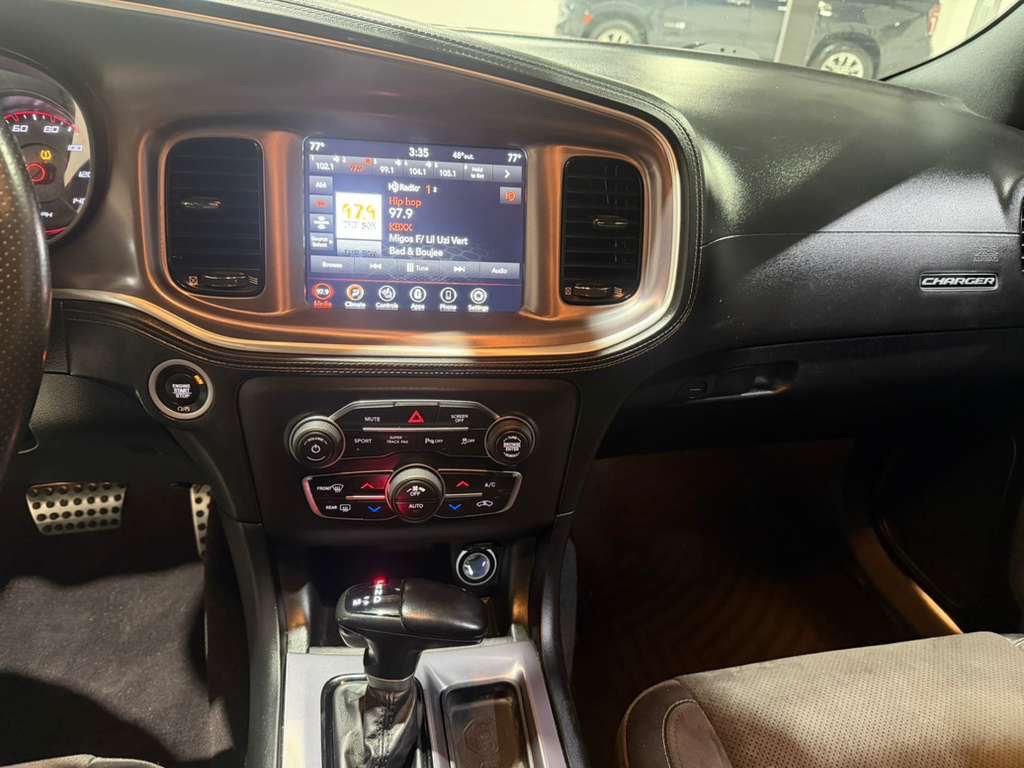 2021 Dodge Charger Image 18