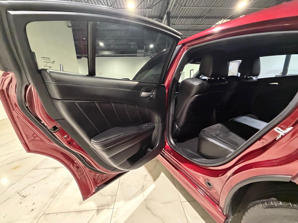 2021 Dodge Charger Image 25