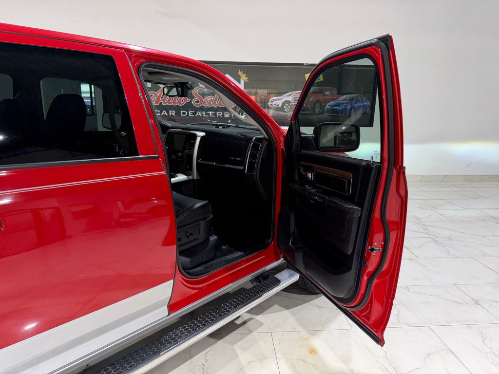 2017 RAM 1500 Image 17