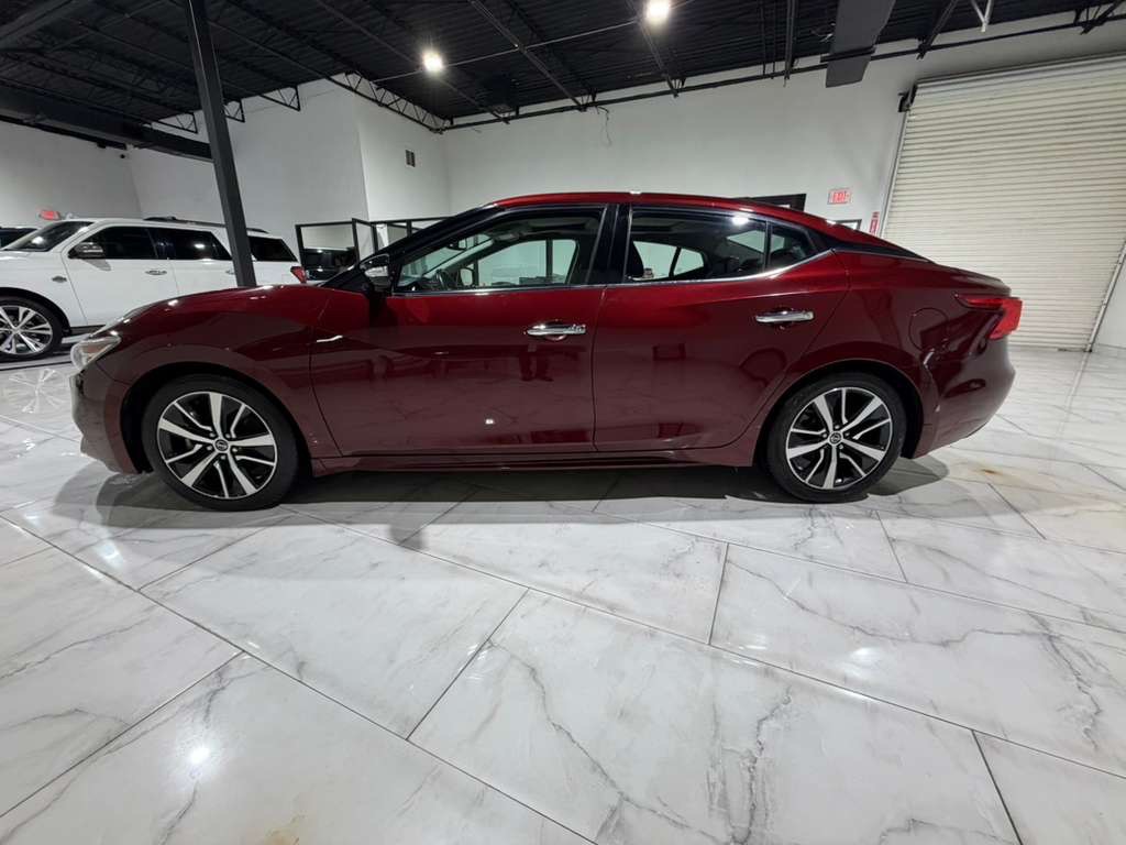 2017 Nissan Maxima Image 5