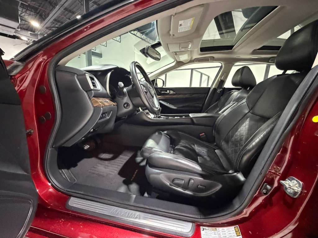 2017 Nissan Maxima Image 14