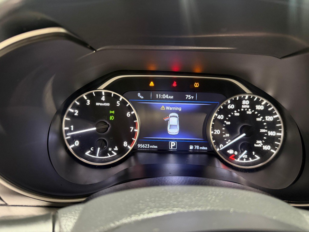 2018 Nissan Maxima Image 24