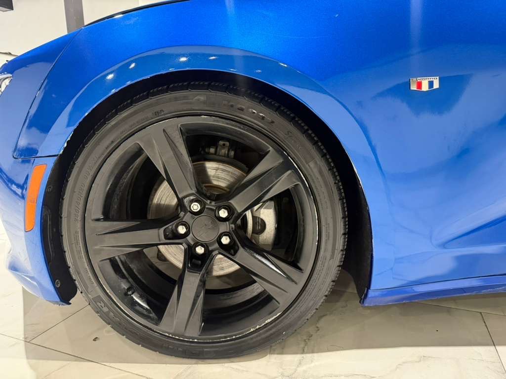 2018 Chevrolet Camaro Image 10