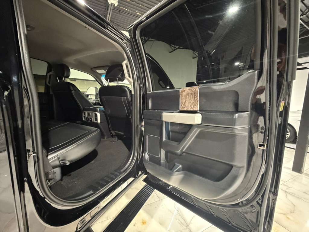 2019 Ford F-250 Image 32