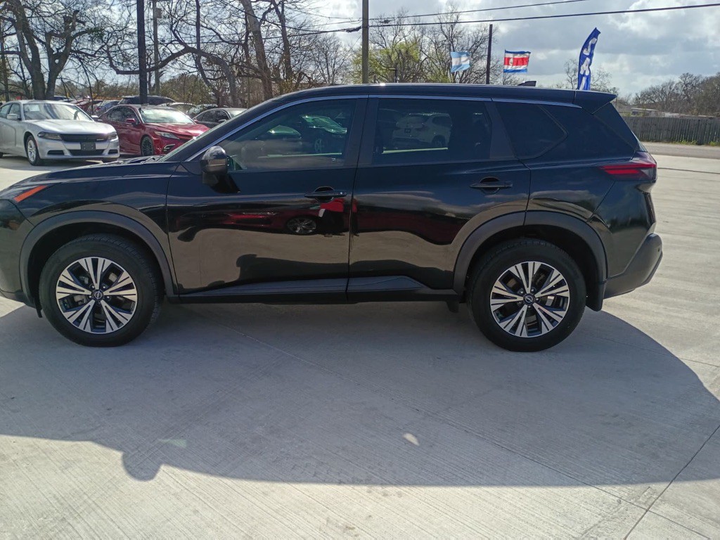 2022 Nissan Rogue Image 3