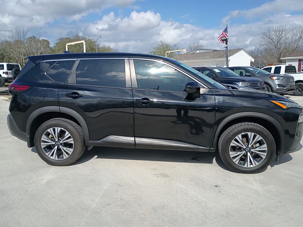 2022 Nissan Rogue Image 4