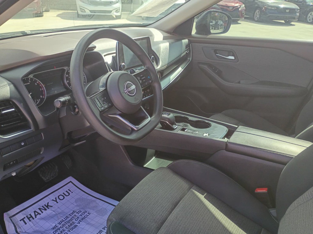 2022 Nissan Rogue Image 9