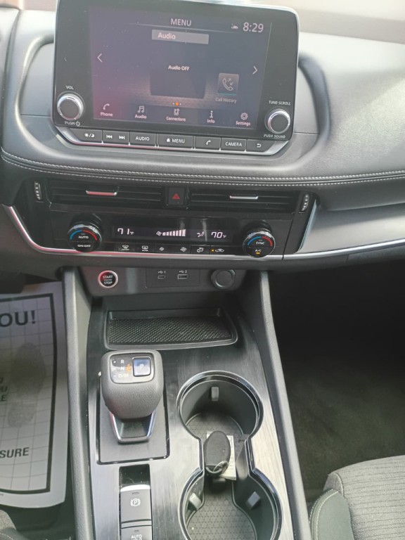 2022 Nissan Rogue Image 18