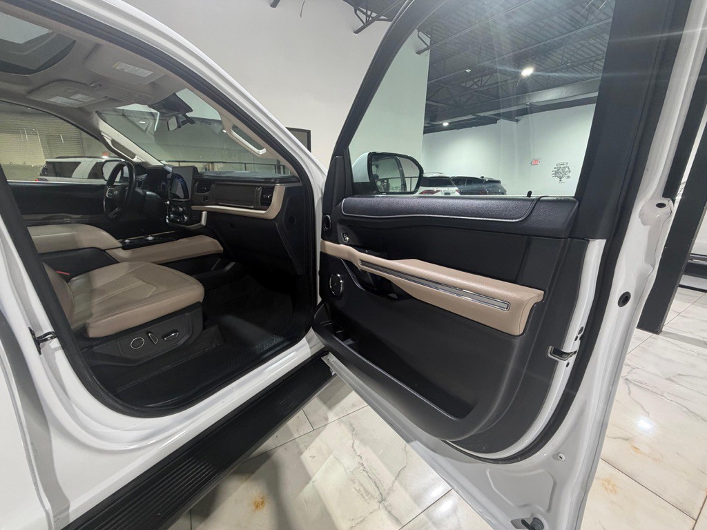 2024 Ford Expedition Image 15