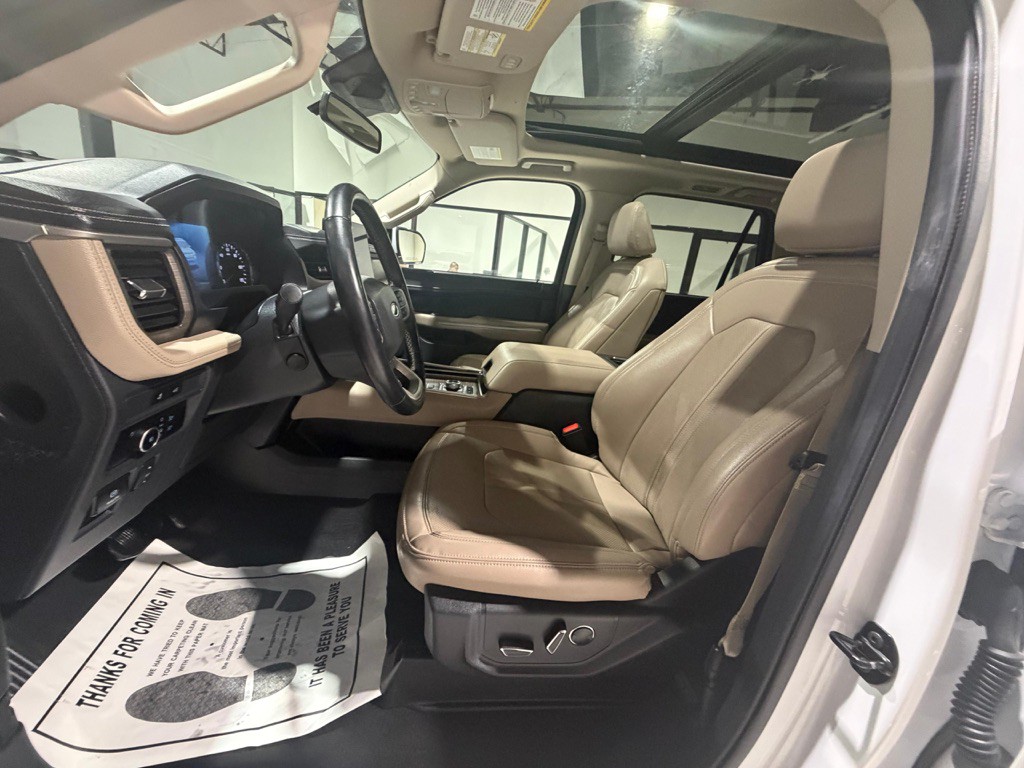 2024 Ford Expedition Image 19