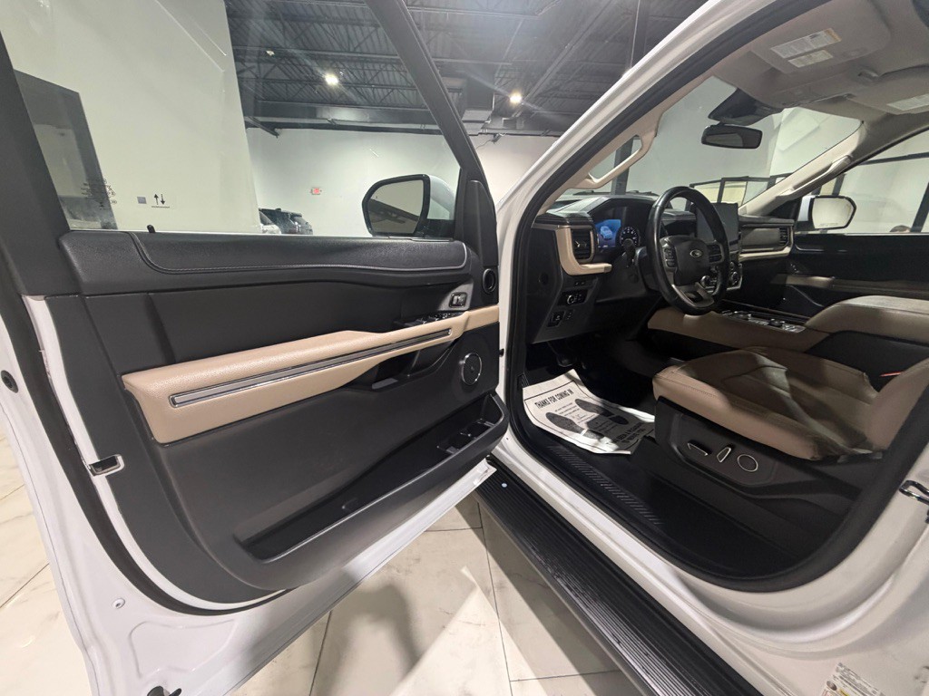 2024 Ford Expedition Image 21