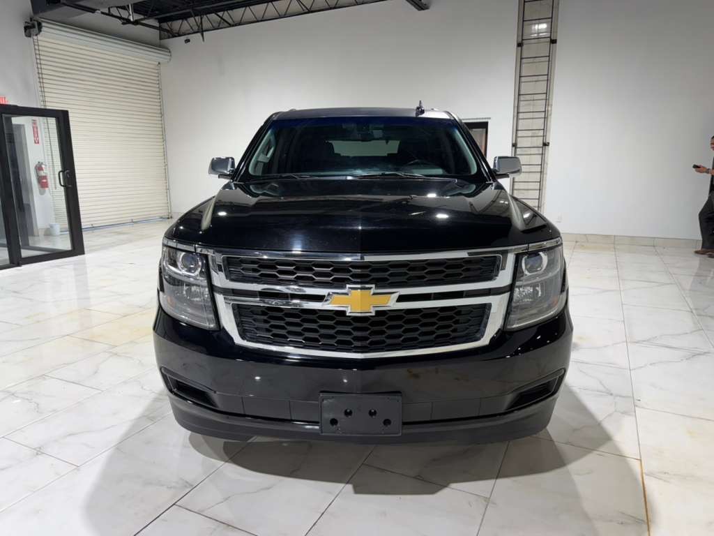 2016 Chevrolet Tahoe Image 2
