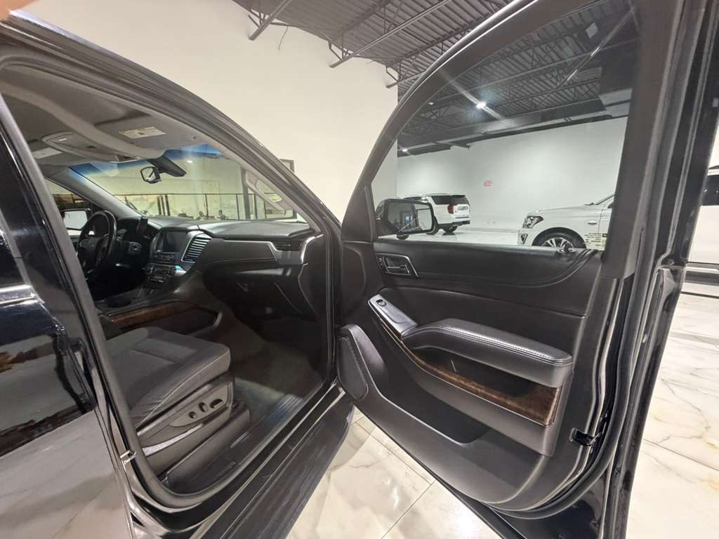 2016 Chevrolet Tahoe Image 12