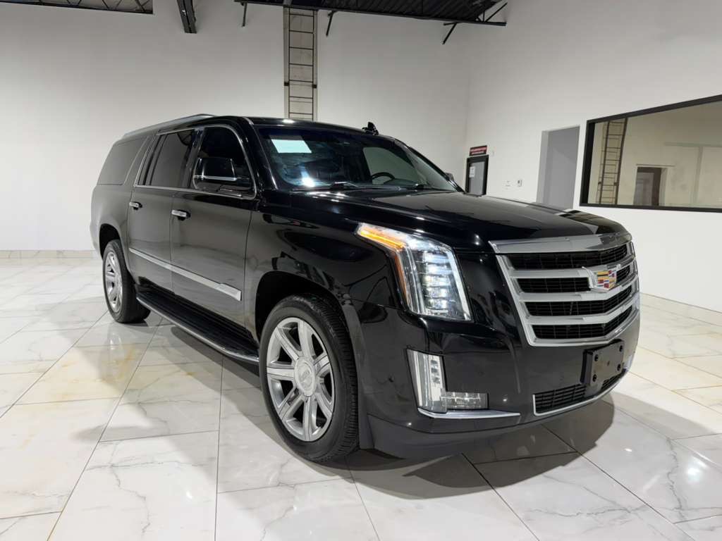 2018 Cadillac Escalade Image 3