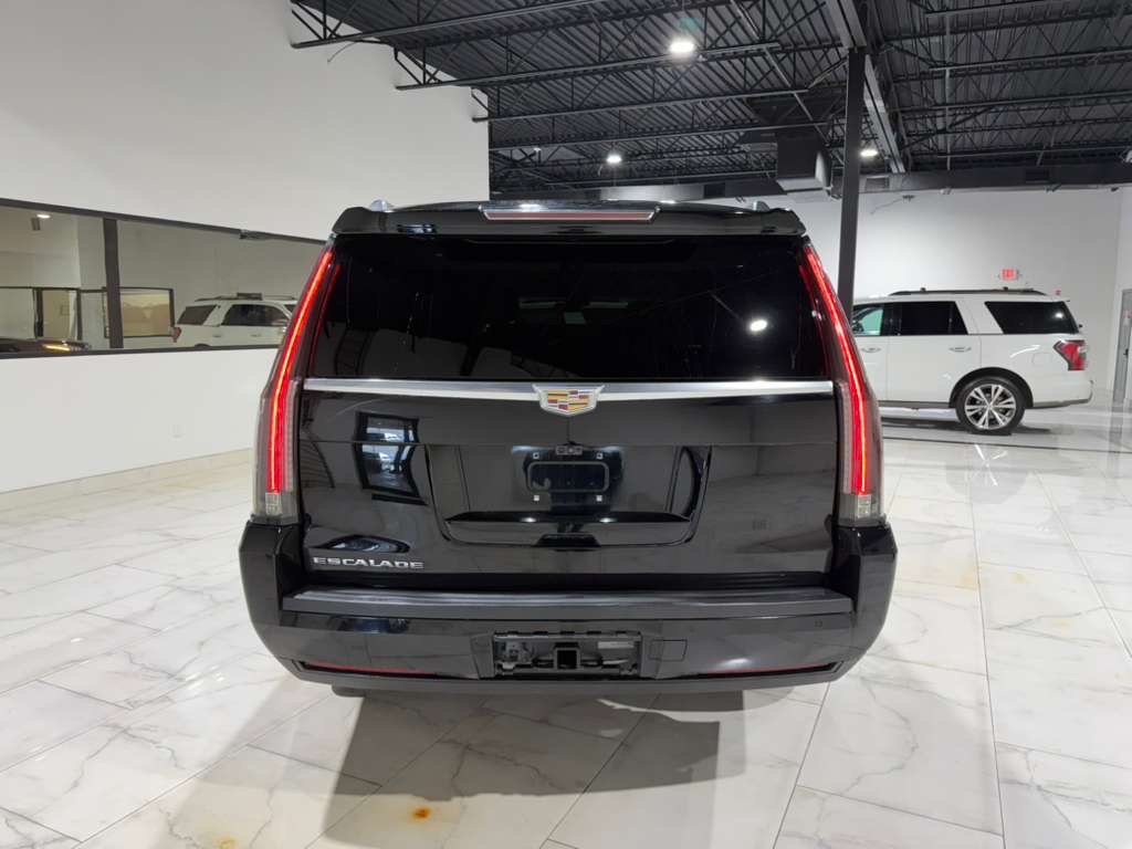 2018 Cadillac Escalade Image 7