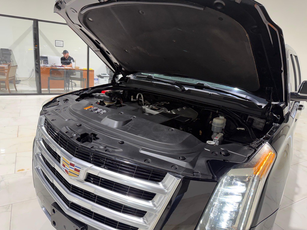 2018 Cadillac Escalade Image 42