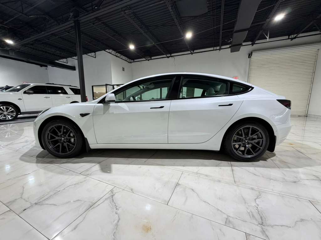 2021 Tesla Model 3 Image 5