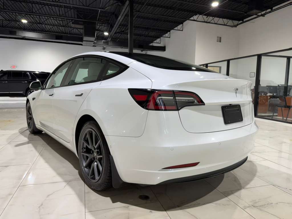 2021 Tesla Model 3 Image 9