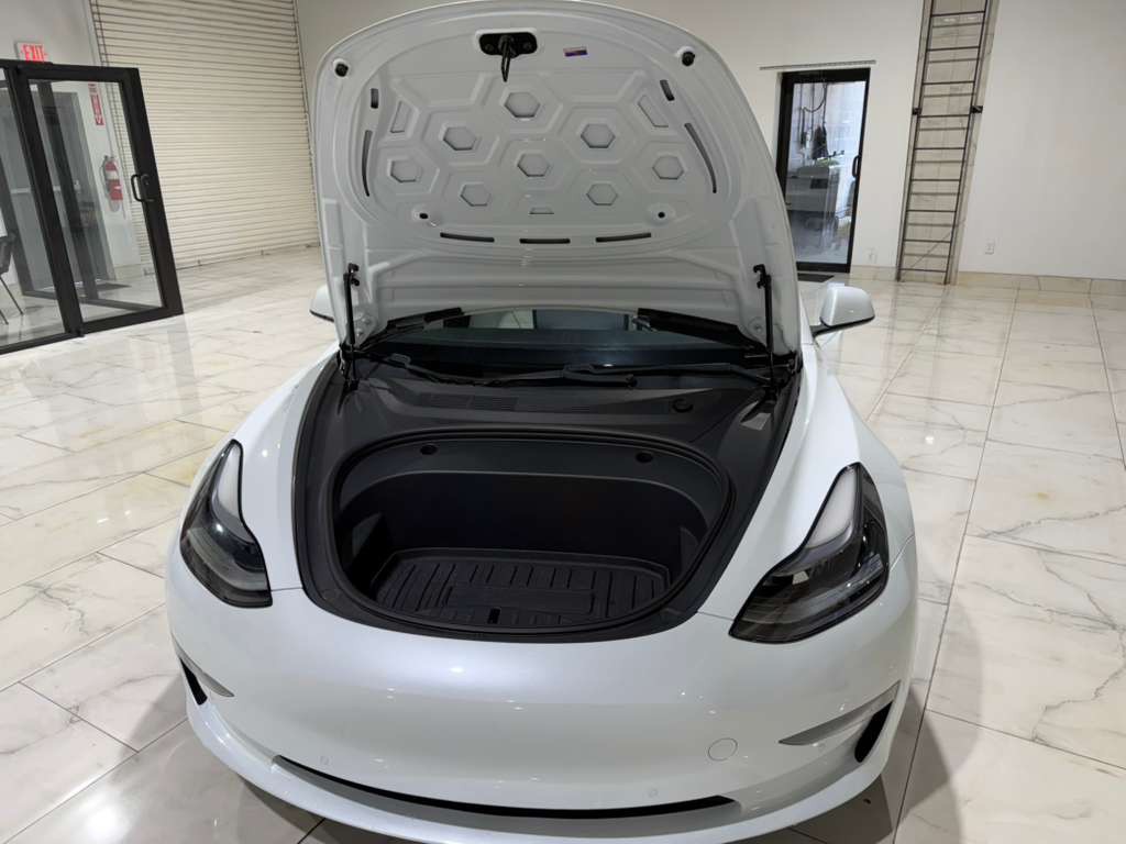 2021 Tesla Model 3 Image 25