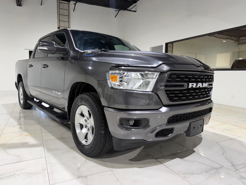 2022 RAM 1500 Image 3