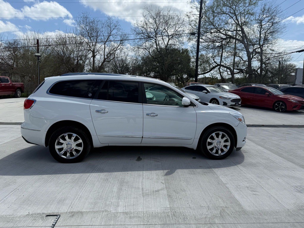 2016 Buick Enclave Image 6