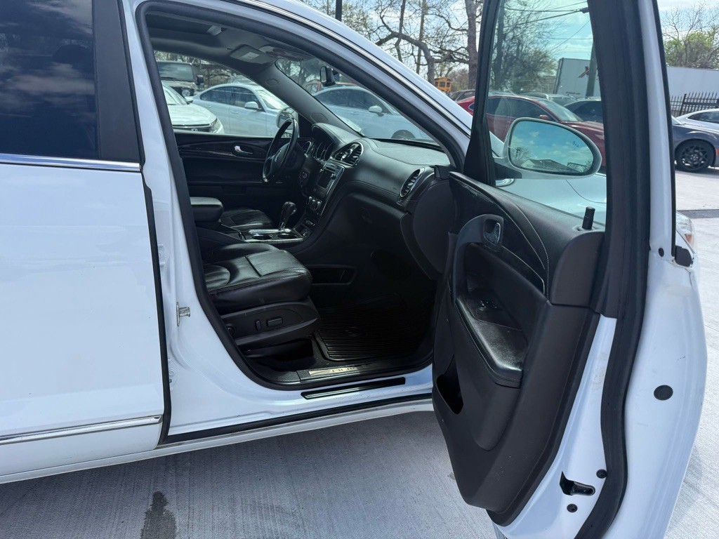 2016 Buick Enclave Image 20