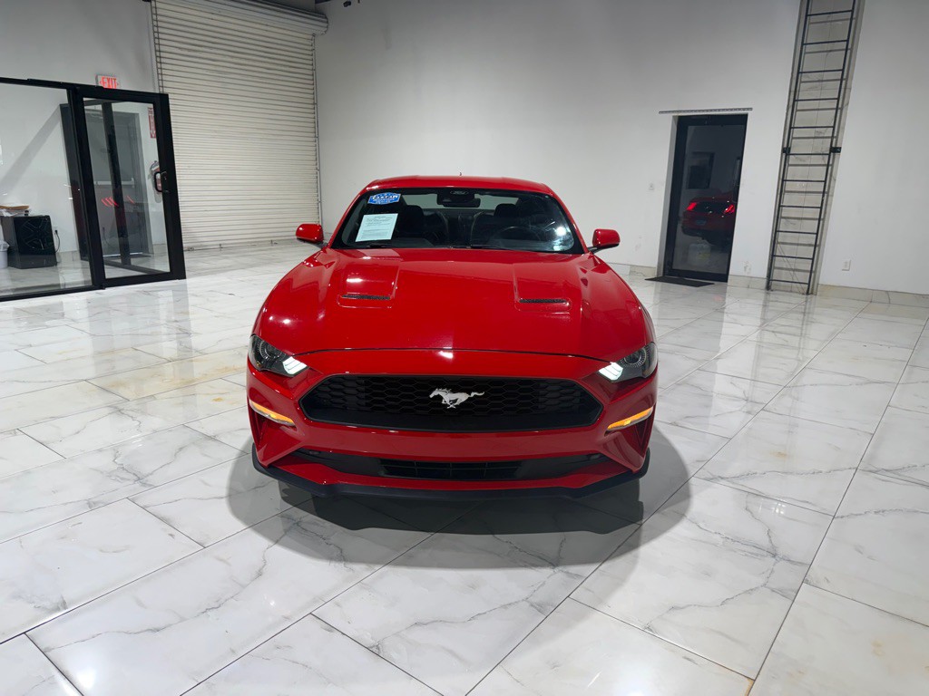 2022 Ford Mustang Image 2