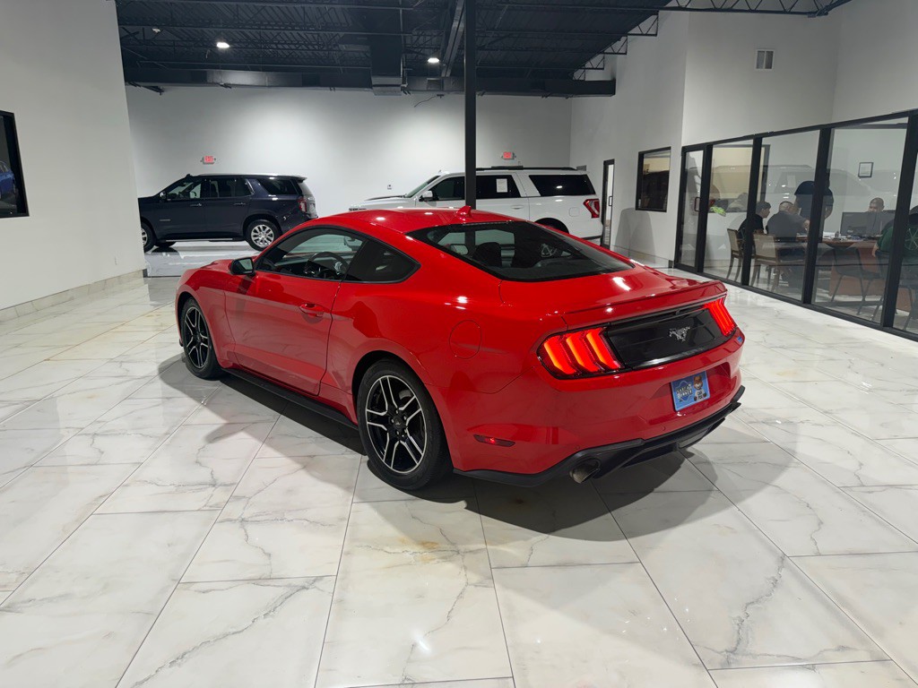 2022 Ford Mustang Image 10