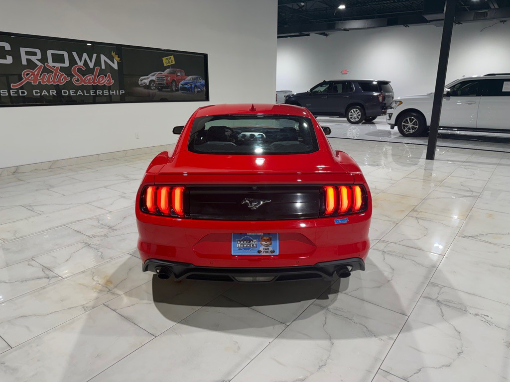 2022 Ford Mustang Image 11