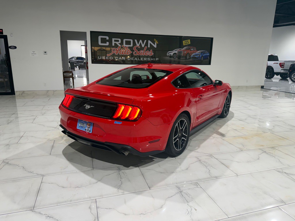 2022 Ford Mustang Image 12