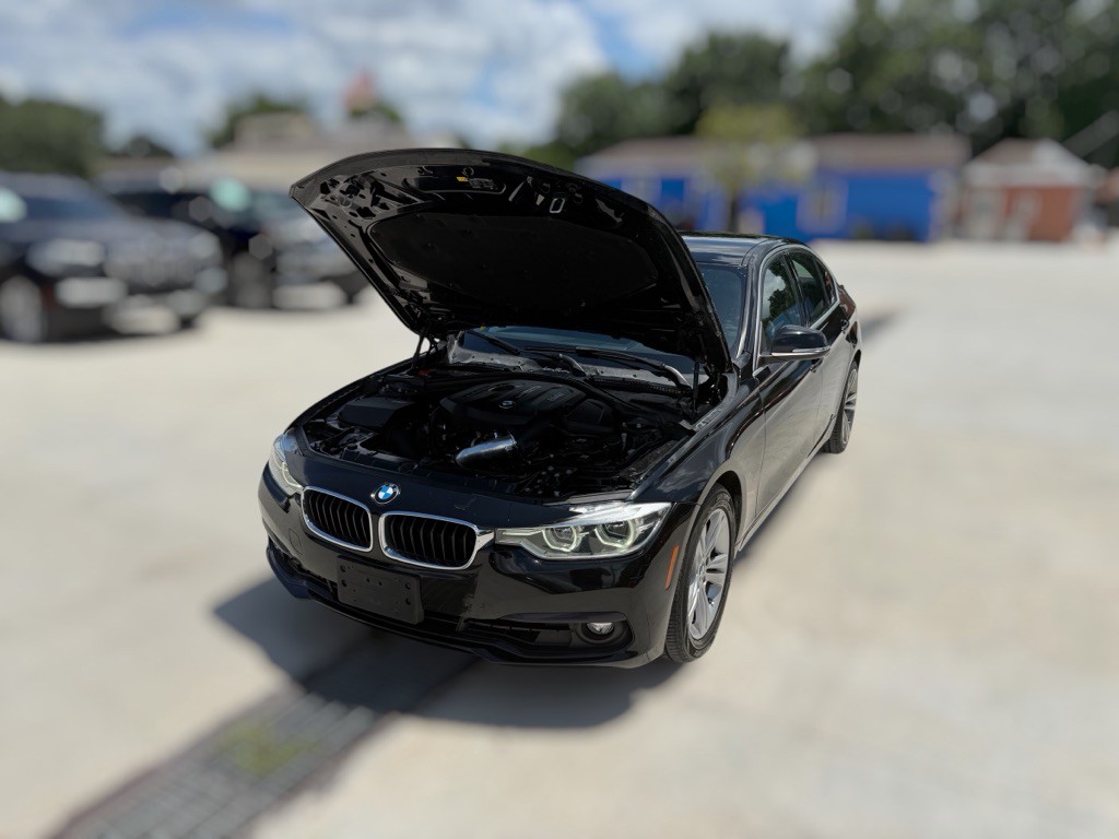 2018 BMW 3 Series Image 5