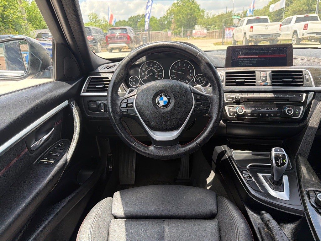 2018 BMW 3 Series Image 29