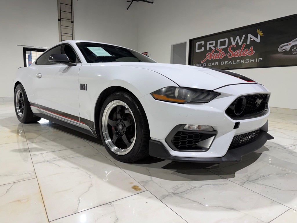 2022 Ford Mustang Image 2