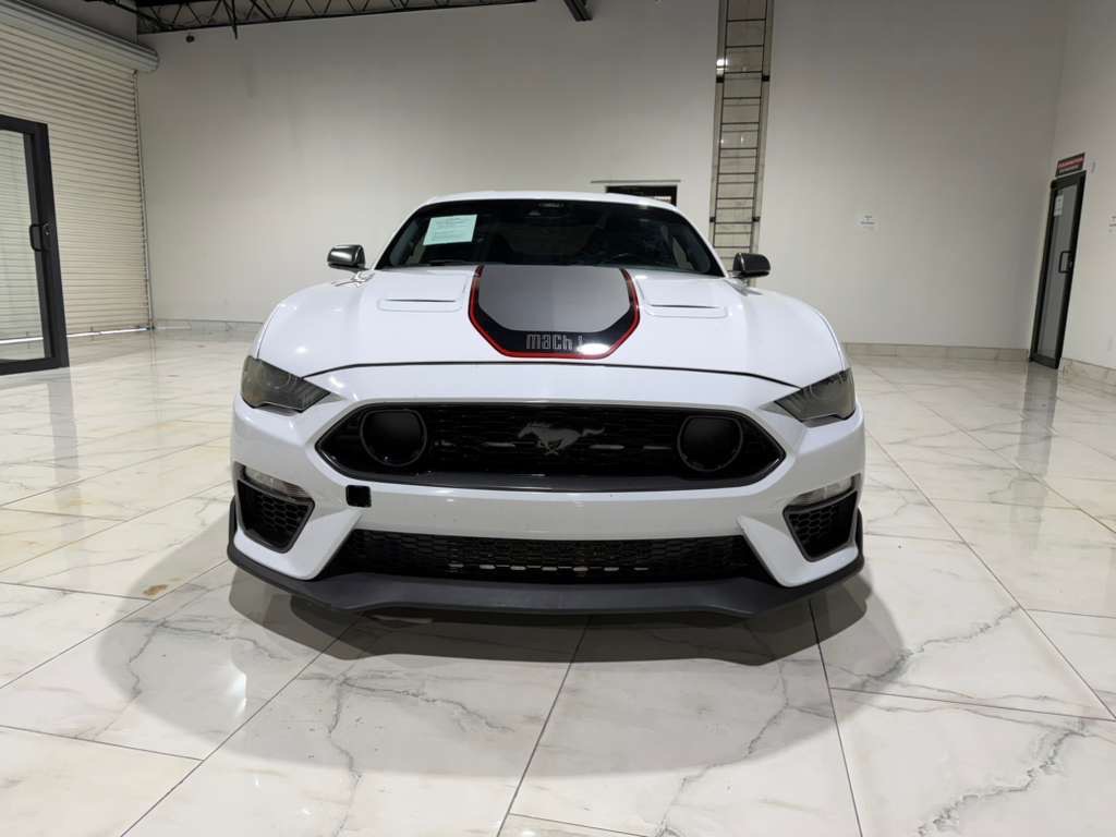 2022 Ford Mustang Image 3