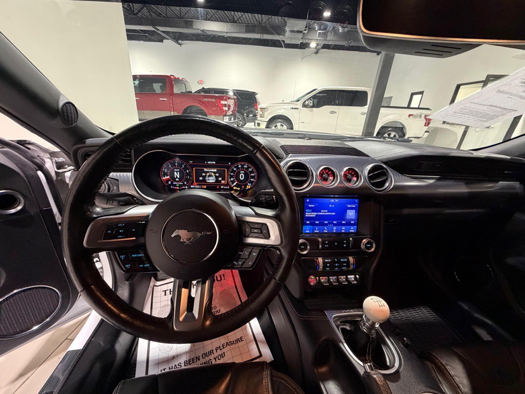 2022 Ford Mustang Image 19