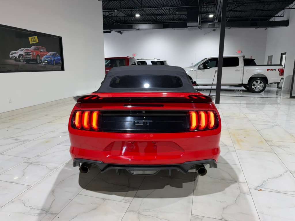 2019 Ford Mustang Image 7