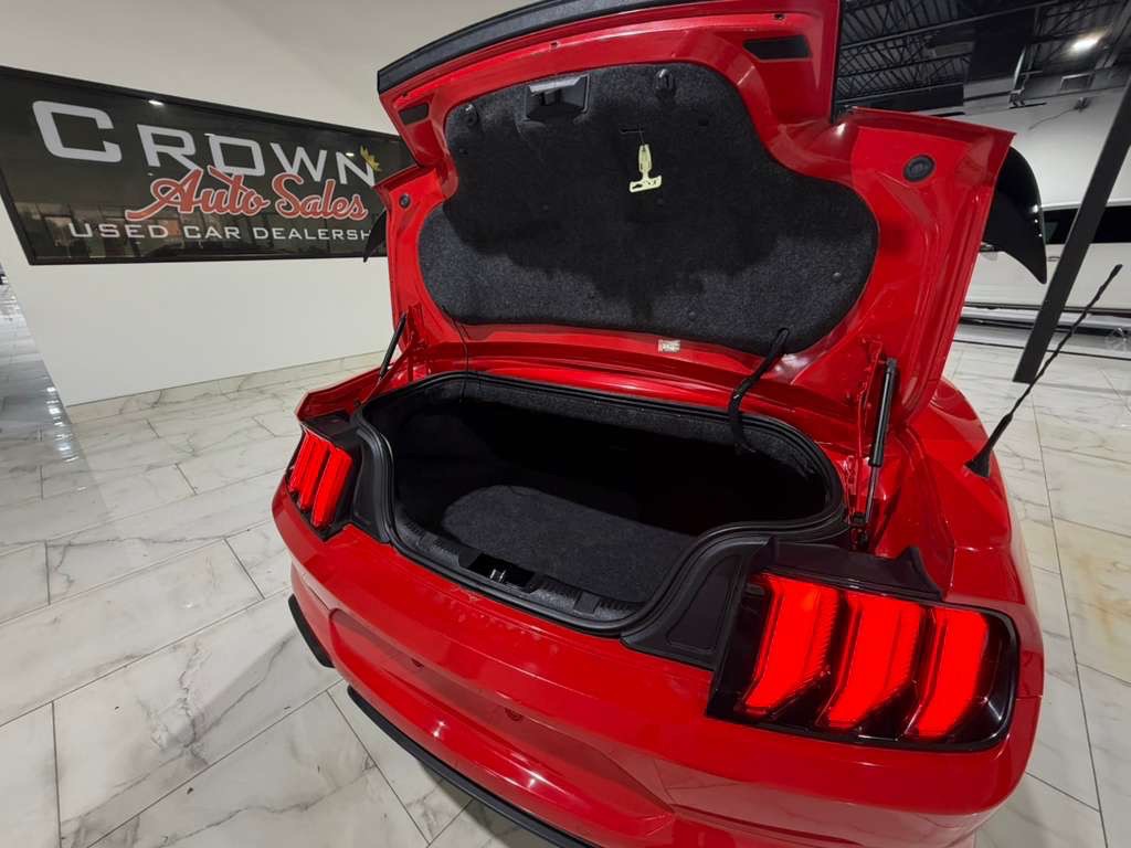 2019 Ford Mustang Image 9