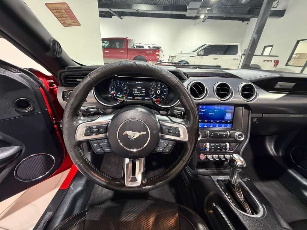 2019 Ford Mustang Image 17