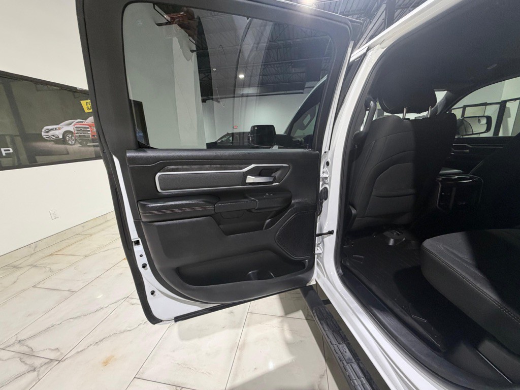 2021 RAM 1500 Image 27